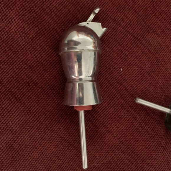 2 Vintage 1950s Liquor Pourer bottle stopper spout jigger Chrome Mr Bartender - Picture 11 of 16